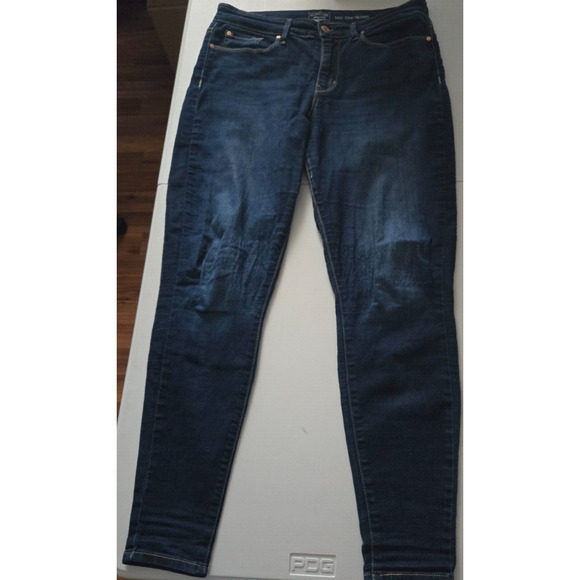 Levi's Mid-Rise Skinny Jeans - Women's Size 12M - Med Wash - Picture 1 of 11